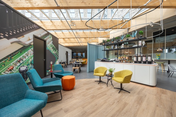 Bezienswaardigheden Delft dichtbij ibis Styles, Vermeer Centrum en Royal Delft