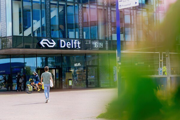 Direct naast station Delft - ibis Styles Delft City Centre